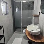 Dom Gościnny Marta - Pokoje, Apartamenty, Kwatera prywatna *