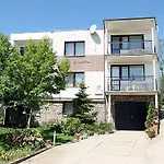 Marta - Pokoje, Apartamenty, Accommodatie bij particulieren Krynica Morska