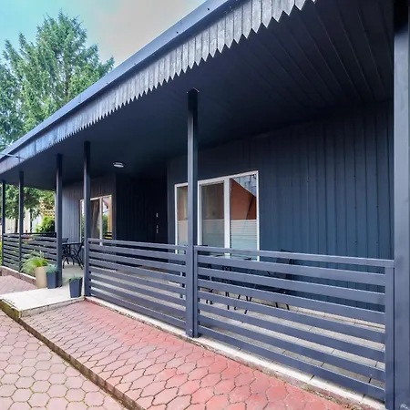 Dom Goscinny Marta Δωμάτια σε οικογενειακή κατοικία Krynica Morska