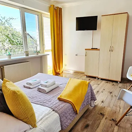 Dom Gościnny Marta - Pokoje, Apartamenty, Krynica Morska