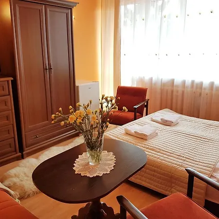 Δωμάτια σε οικογενειακή κατοικία Dom Goscinny Marta